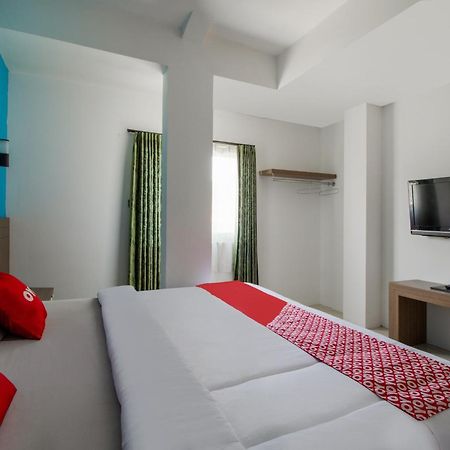 Oyo Flagship 3753 Cassa Dua Hotel チマヒ エクステリア 写真