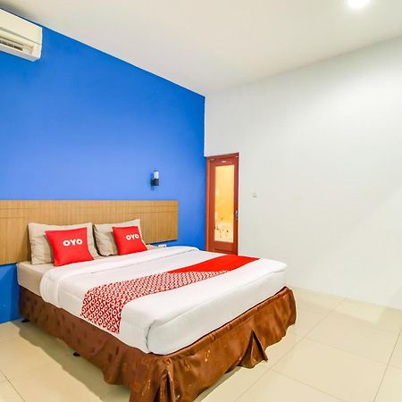 Oyo Flagship 3753 Cassa Dua Hotel チマヒ エクステリア 写真