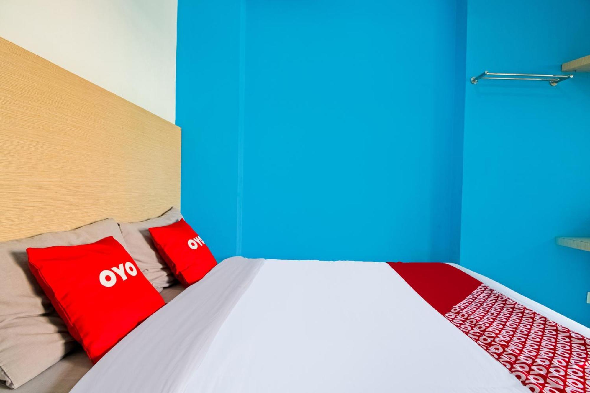 Oyo Flagship 3753 Cassa Dua Hotel チマヒ エクステリア 写真