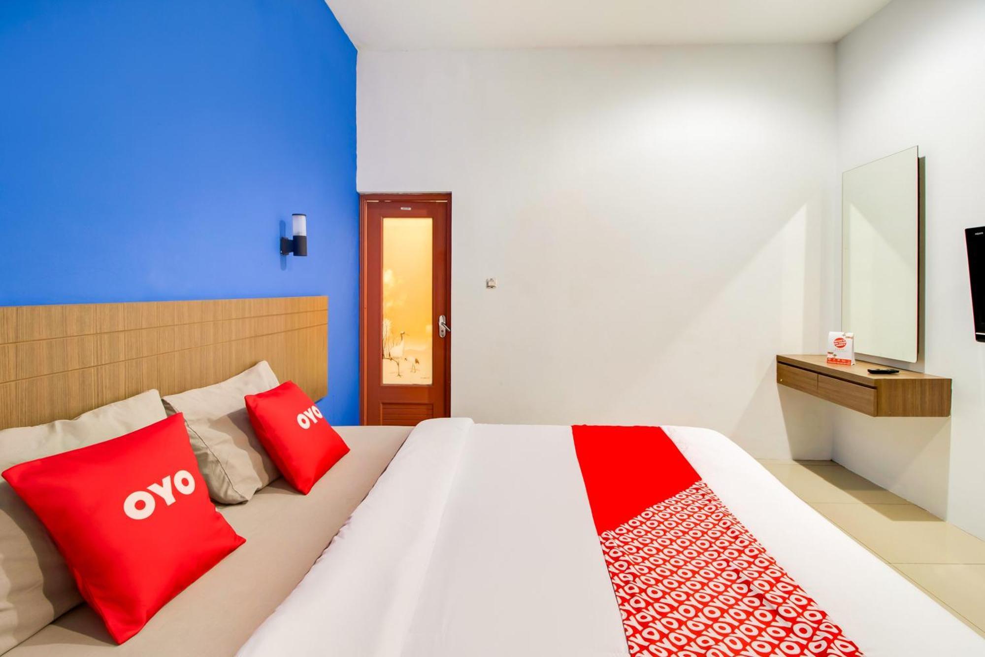 Oyo Flagship 3753 Cassa Dua Hotel チマヒ エクステリア 写真