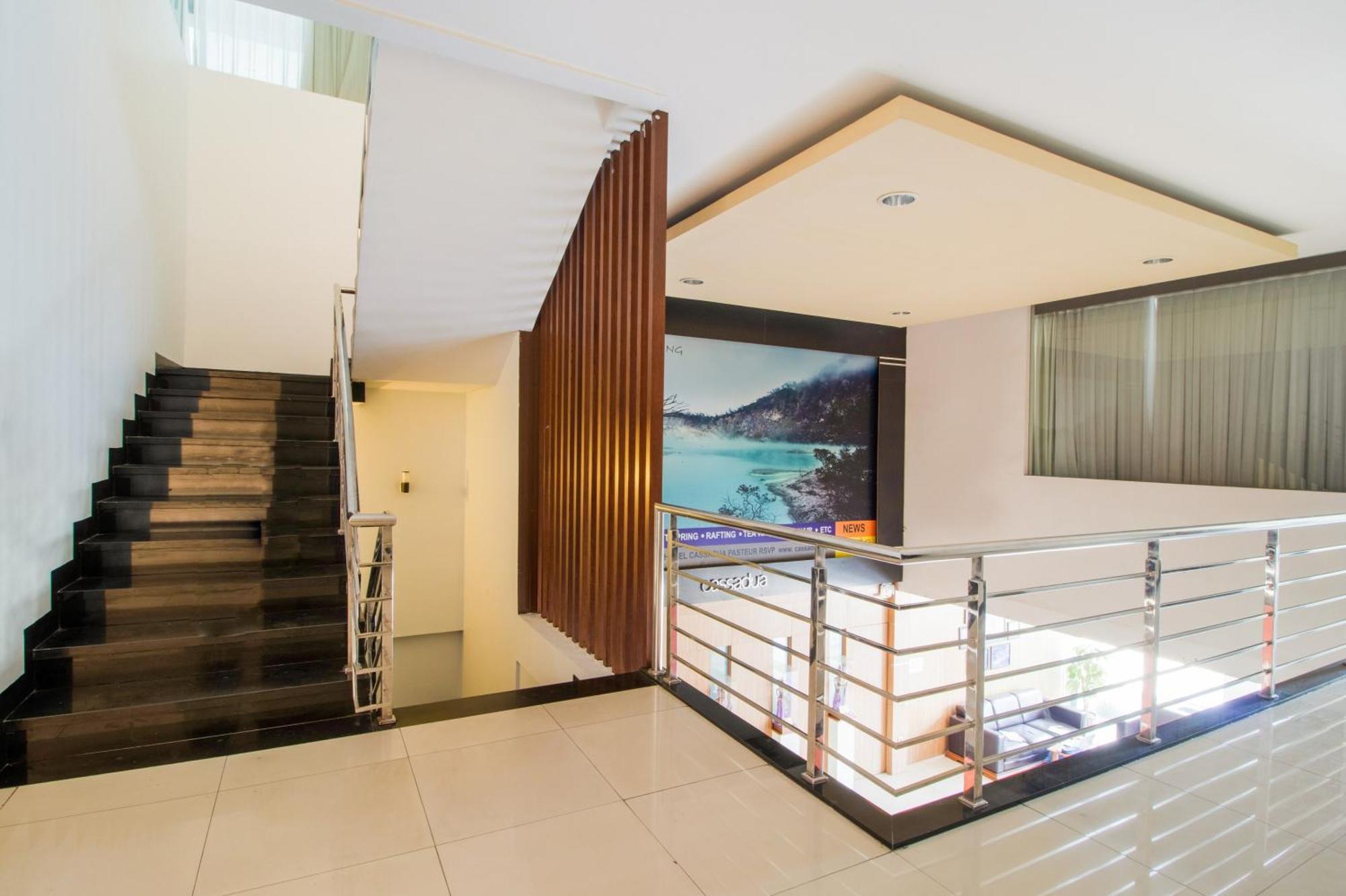 Oyo Flagship 3753 Cassa Dua Hotel チマヒ エクステリア 写真