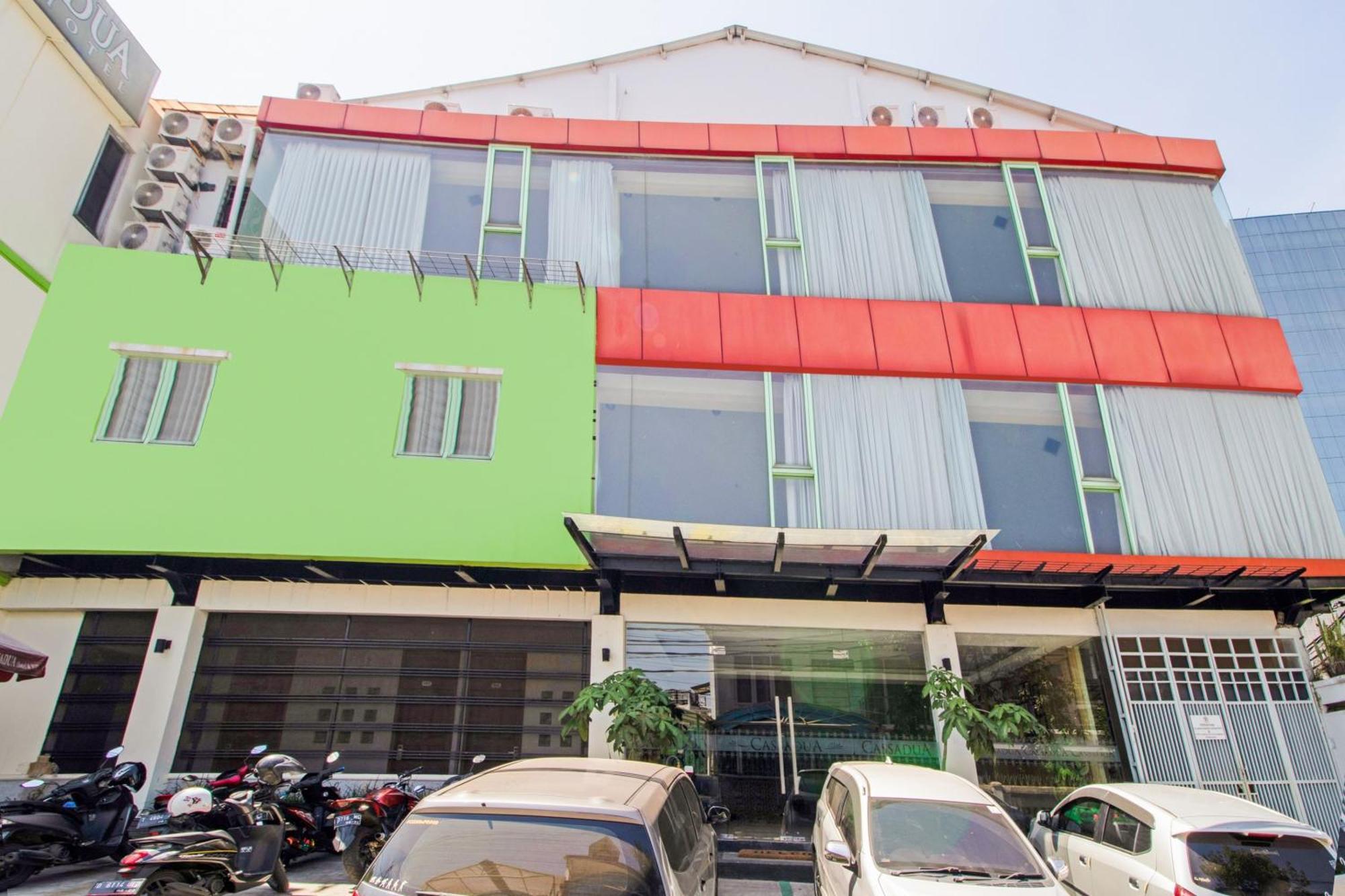 Oyo Flagship 3753 Cassa Dua Hotel チマヒ エクステリア 写真